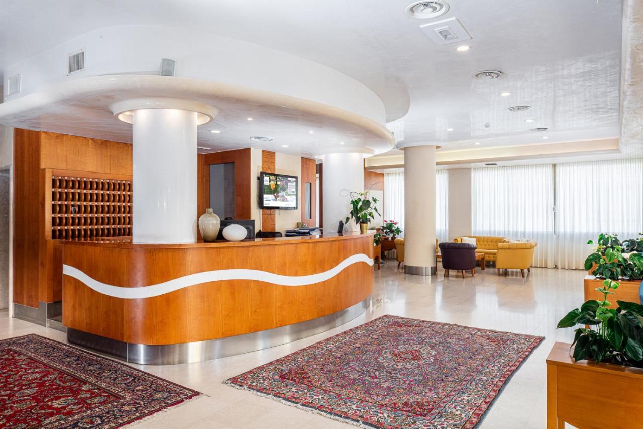 Hotel Palace ビビオーネ エクステリア 写真