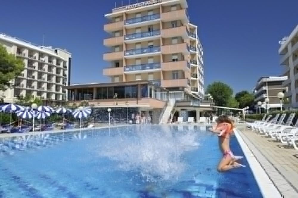 Hotel Palace ビビオーネ エクステリア 写真